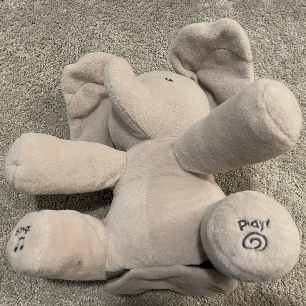 GUND Baby Elephant Flappy Animated Plush Toy Sing & Play Peekaboo - Picture 4 of 7